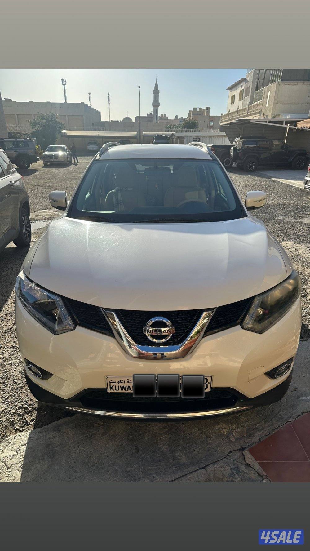 للبيع نيسان أكستريل موديل 2017 ماشي 61 الف شرط الفحص2