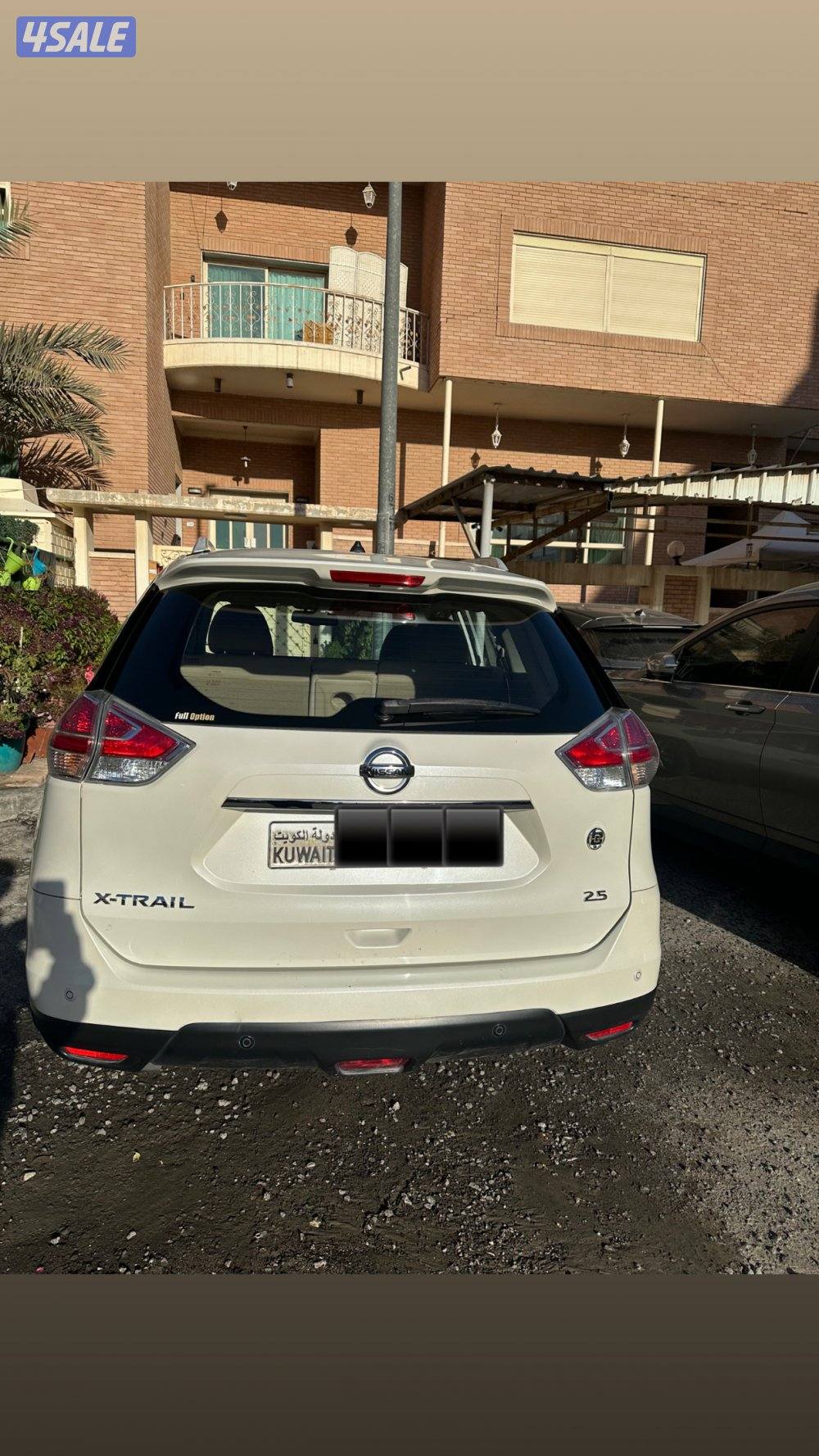 للبيع نيسان أكستريل موديل 2017 ماشي 61 الف شرط الفحص3