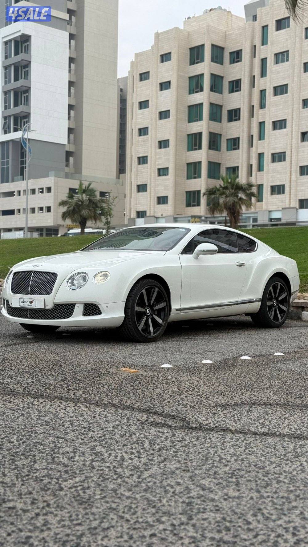 بنتلي كونتيننتال GT موديل 2012 //12 سلندر2