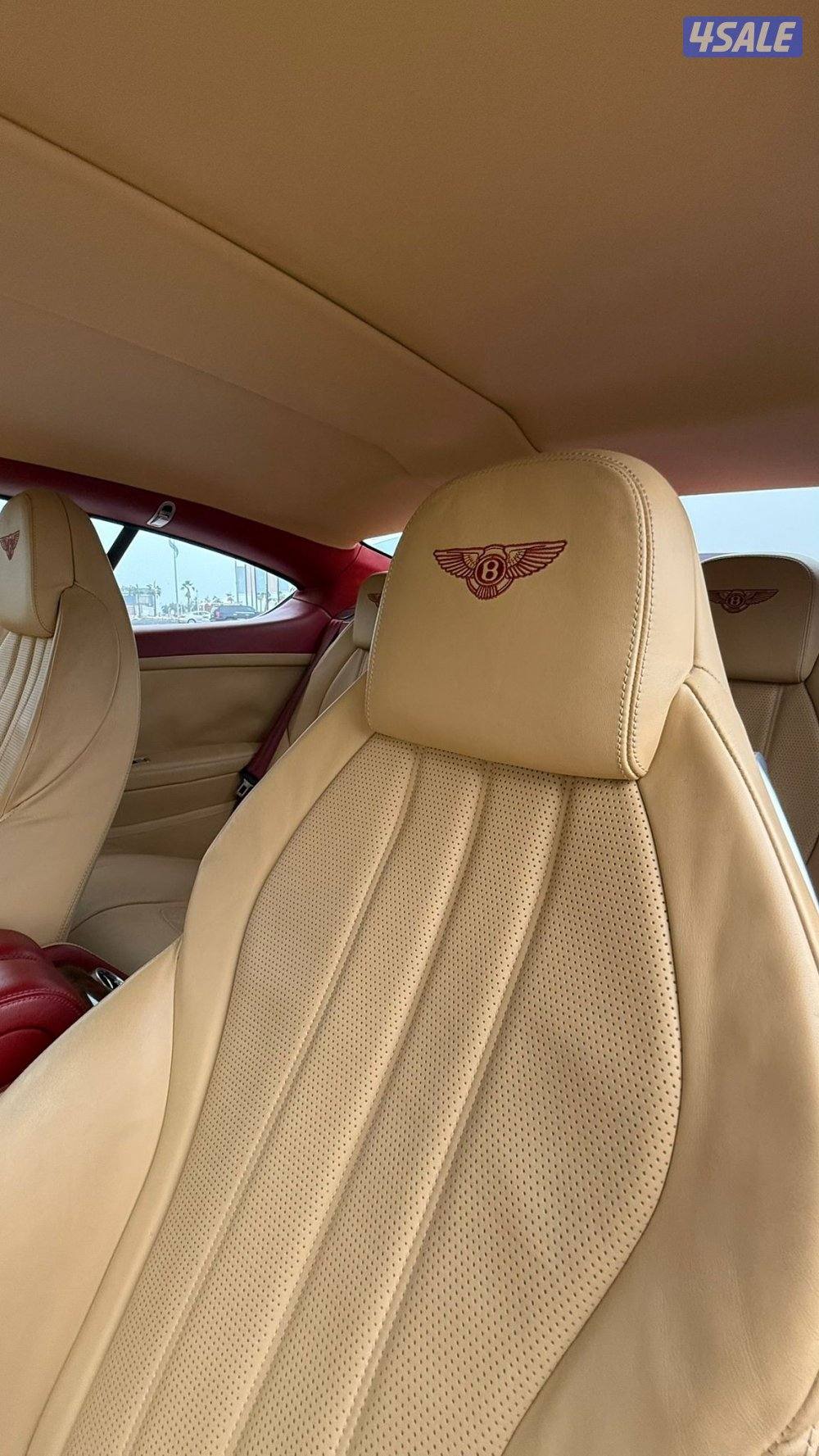 بنتلي كونتيننتال GT موديل 2012 //12 سلندر11