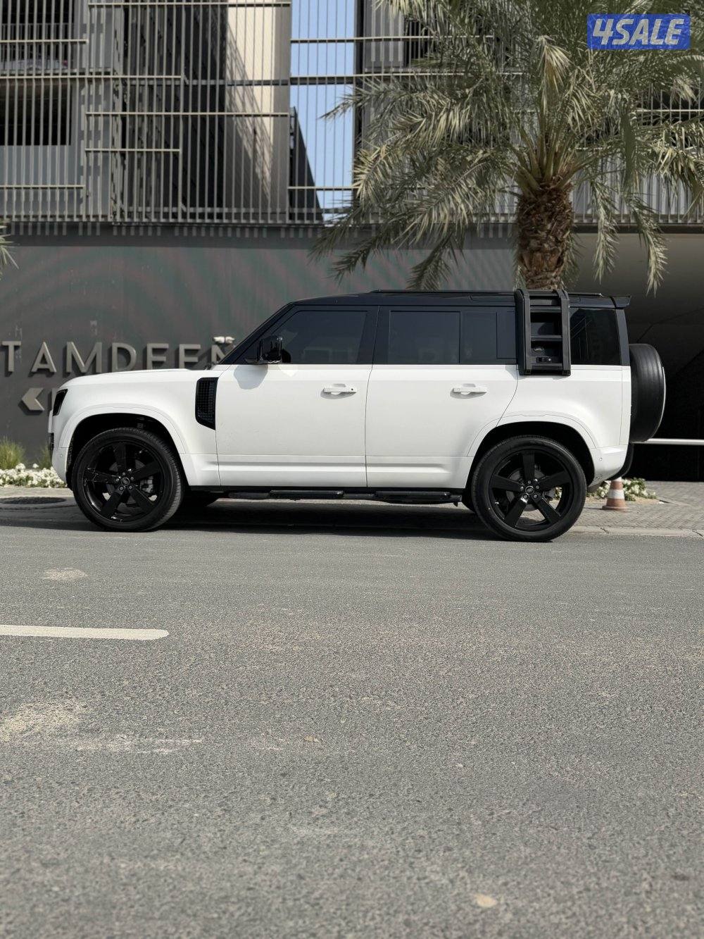 للبيع ديفندر 2023 ماشي 40 للحين تحت الكفاله1