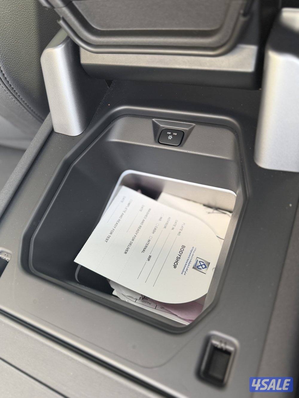 للبيع ديفندر 2023 ماشي 40 للحين تحت الكفاله3