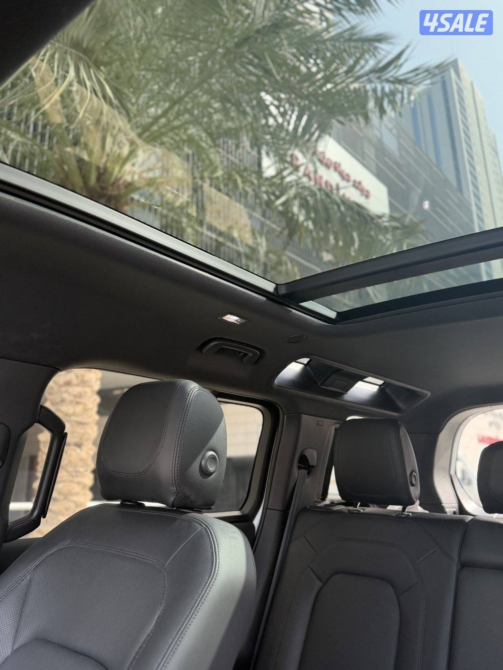 للبيع ديفندر 2023 ماشي 40 للحين تحت الكفاله9