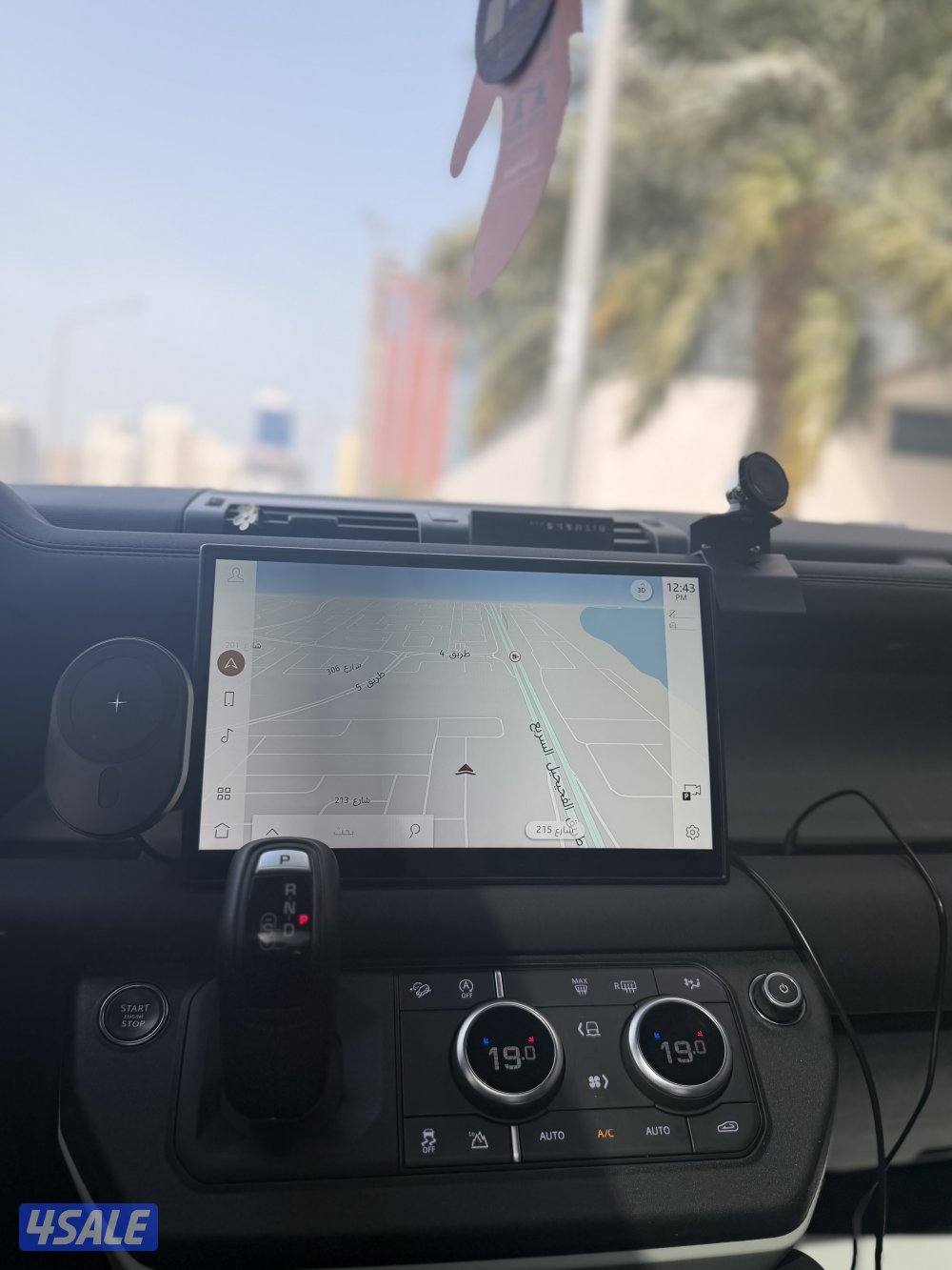 للبيع ديفندر 2023 ماشي 40 للحين تحت الكفاله10