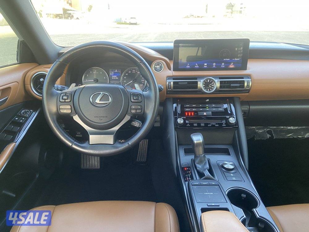 لكزس IS300 موديل 2021 الشكل الجديد_صبغ الوكاله3