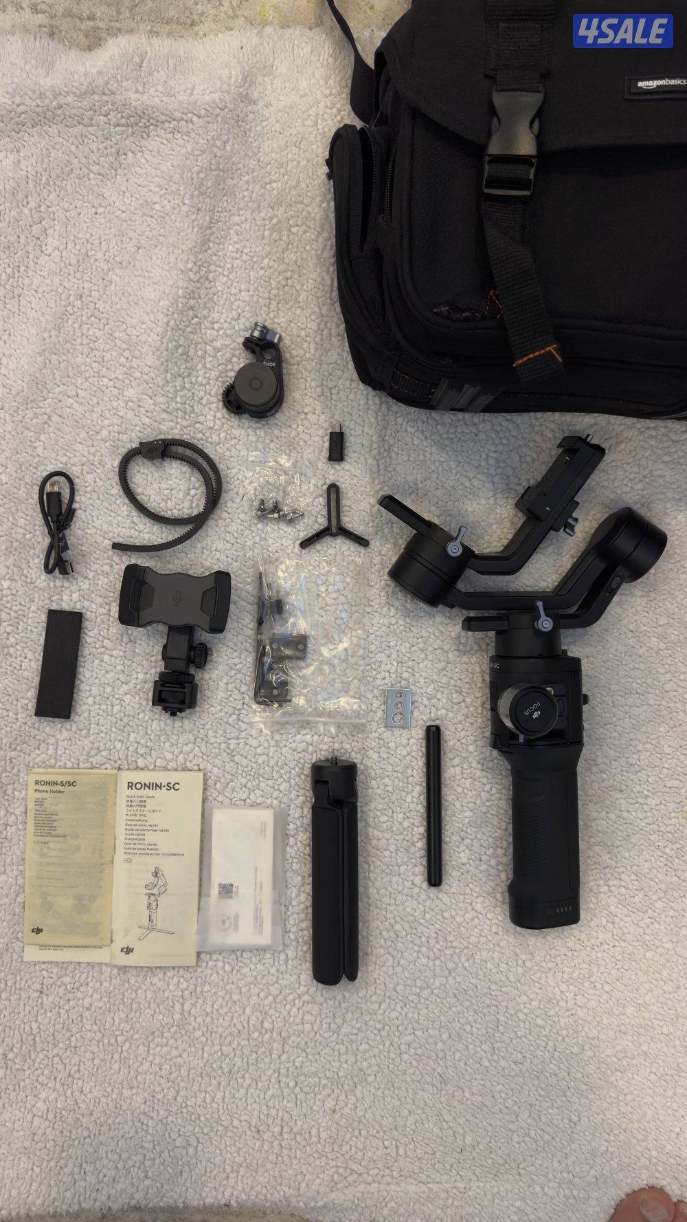 للبيع مانع اهتزاز Ronin-s/sc وفي مايك wave:3 بالكرتون غير مستخدم0