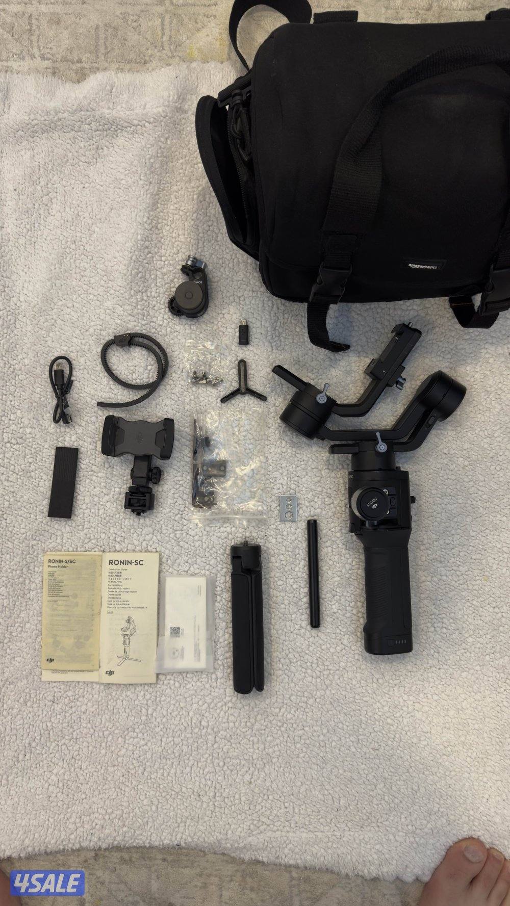 للبيع مانع اهتزاز Ronin-s/sc وفي مايك wave:3 بالكرتون غير مستخدم1