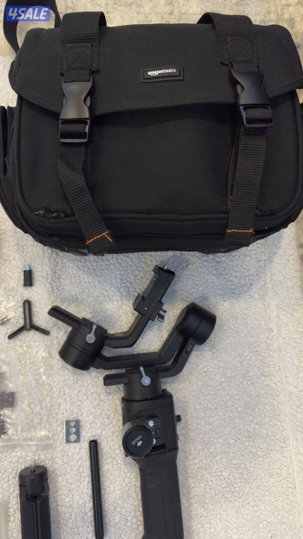 للبيع مانع اهتزاز Ronin-s/sc وفي مايك wave:3 بالكرتون غير مستخدم3