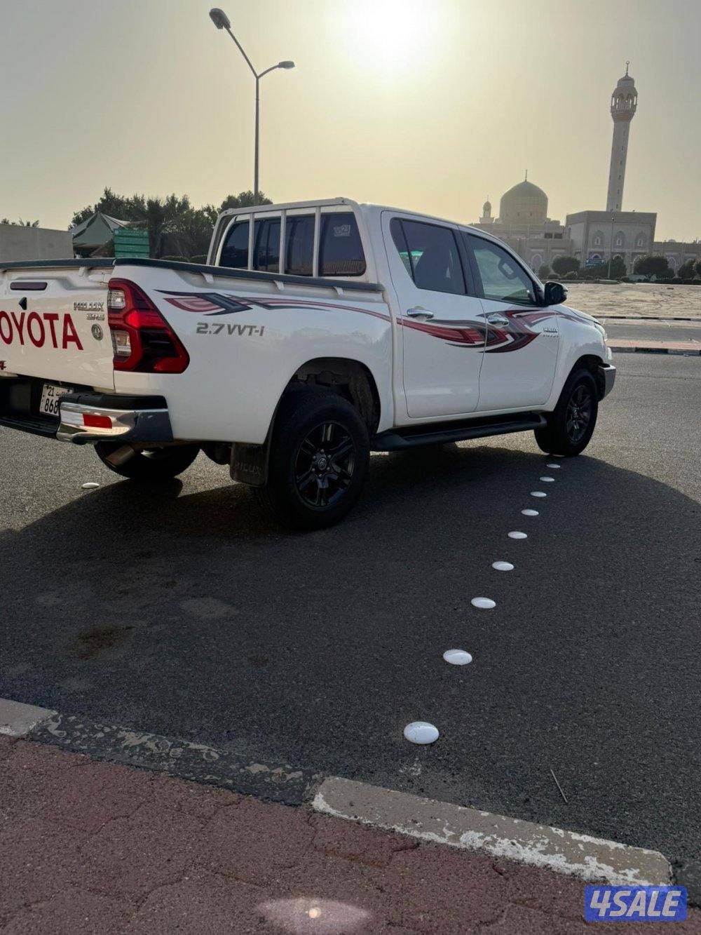تويوتا هايلكس دبل – قير عادي – موديل 20233