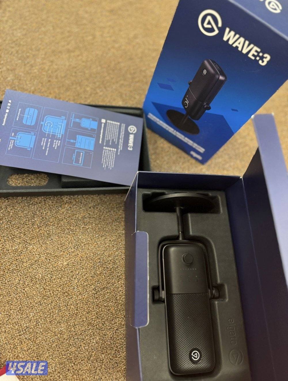 للبيع مانع اهتزاز Ronin-s/sc وفي مايك wave:3 بالكرتون غير مستخدم5