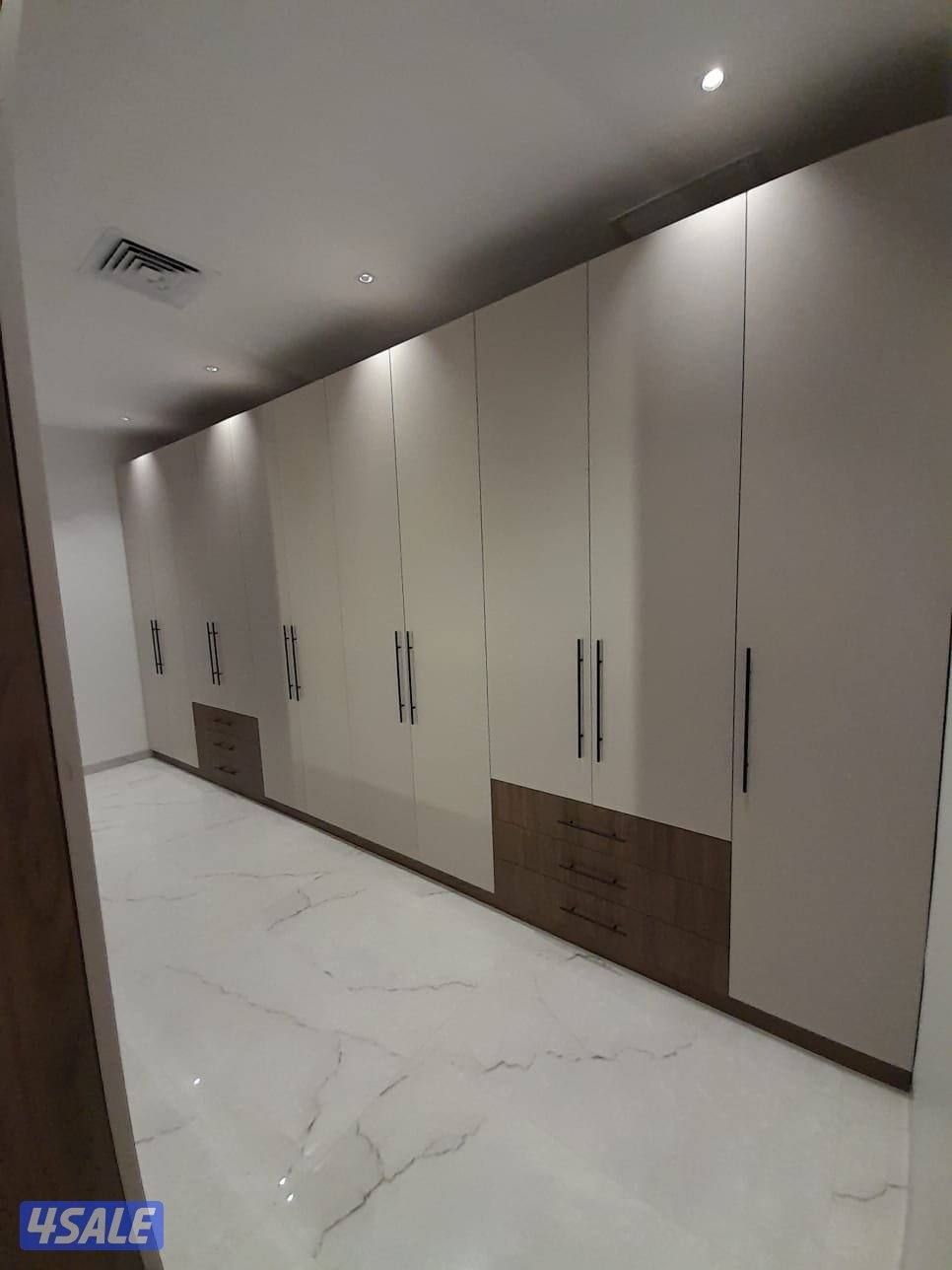 تفصال غرف نوم تفصال كبتات بلمسه فنيه ودقه عالميه فينيشنج على اعلى مستو0