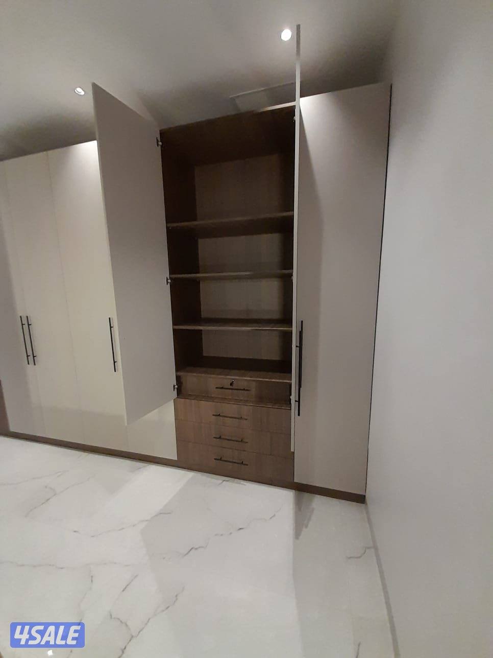 تفصال غرف نوم تفصال كبتات بلمسه فنيه ودقه عالميه فينيشنج على اعلى مستو4