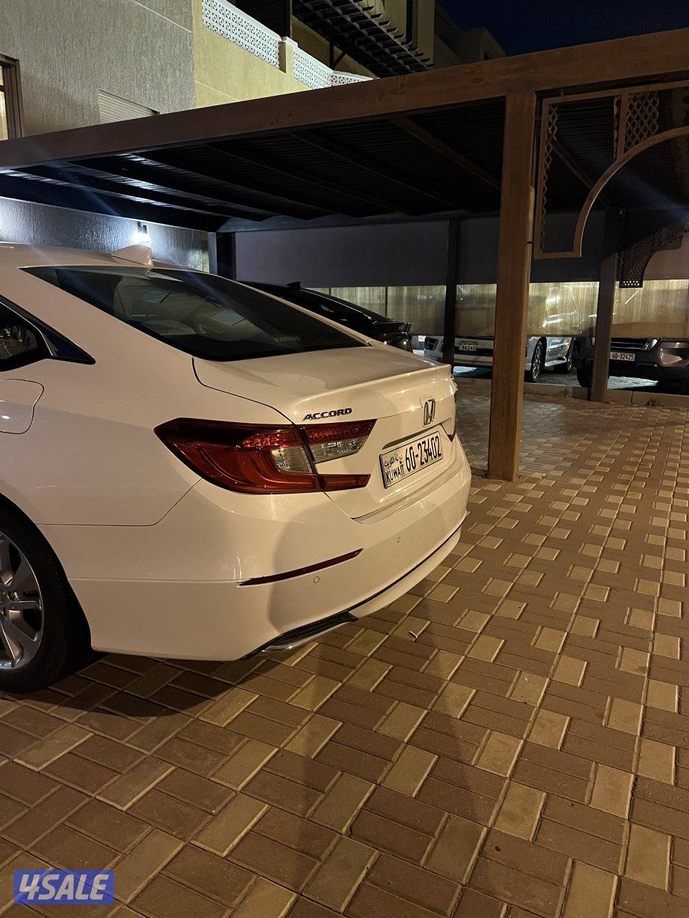 للبيع اكورد4