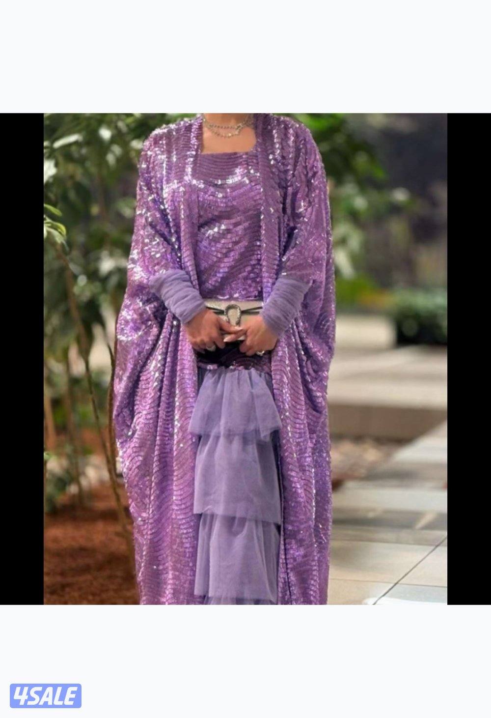 عندي ملابس للبيع عروس وبدل وجاكيتات وبشوت  جديد ومستعمل  التوصل وت ساب0