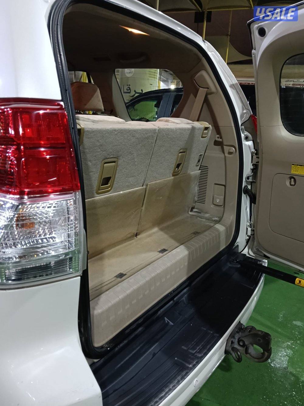 برادو 2011 كامل المواصفات ما عدا فتحة السقف3