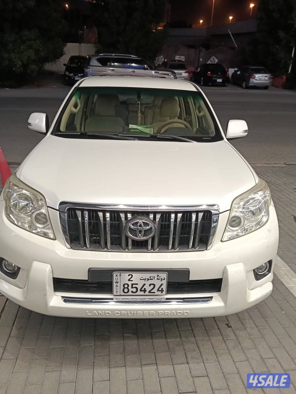 برادو 2011 كامل المواصفات ما عدا فتحة السقف13