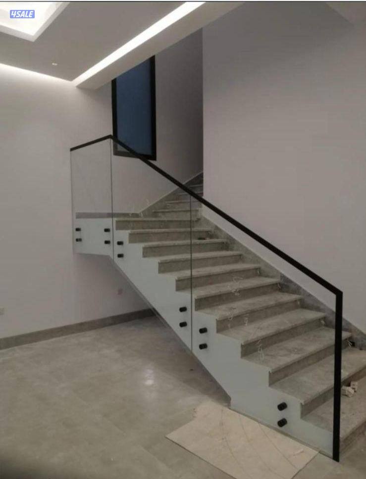 مرايا الخليجية للزجاج ومرايا والدرابزين الزجاجي1