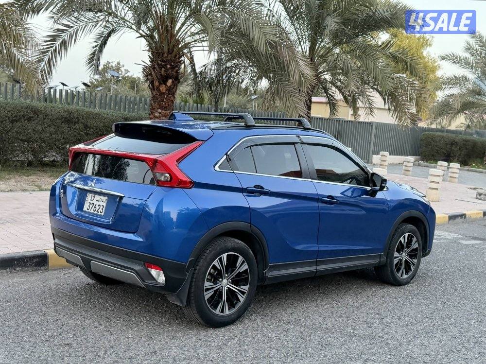 Eclipse cross 1.6 model 2020 perfect condition 118km2