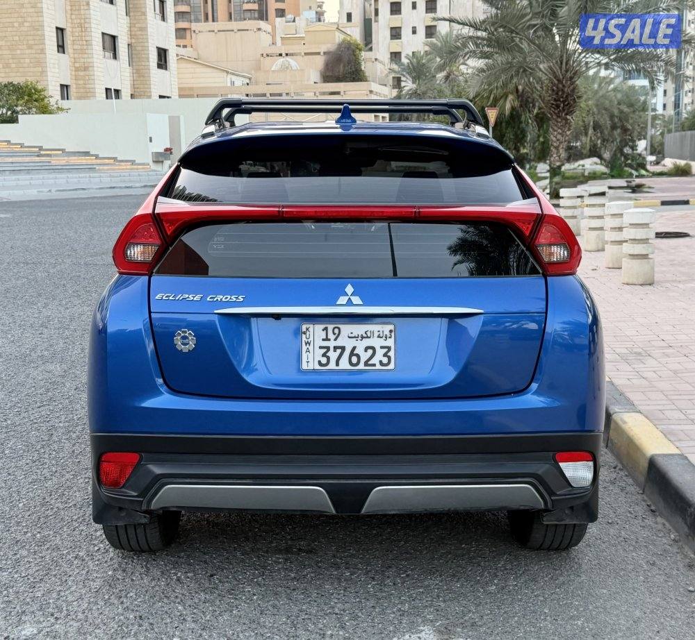 Eclipse cross 1.6 model 2020 perfect condition 118km3