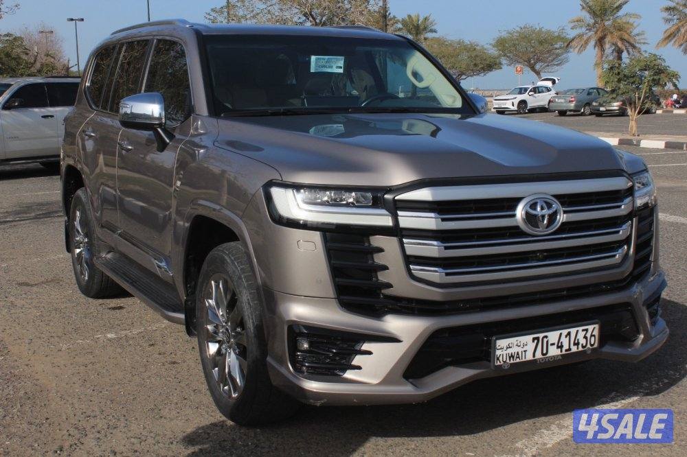 Land Cruiser 2023 vx bronze 31.000km5