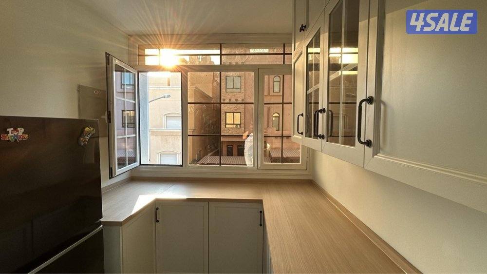 فني مطابخ الالمنيوم والخشب/وأبواب ودرايش الألمنيوم1