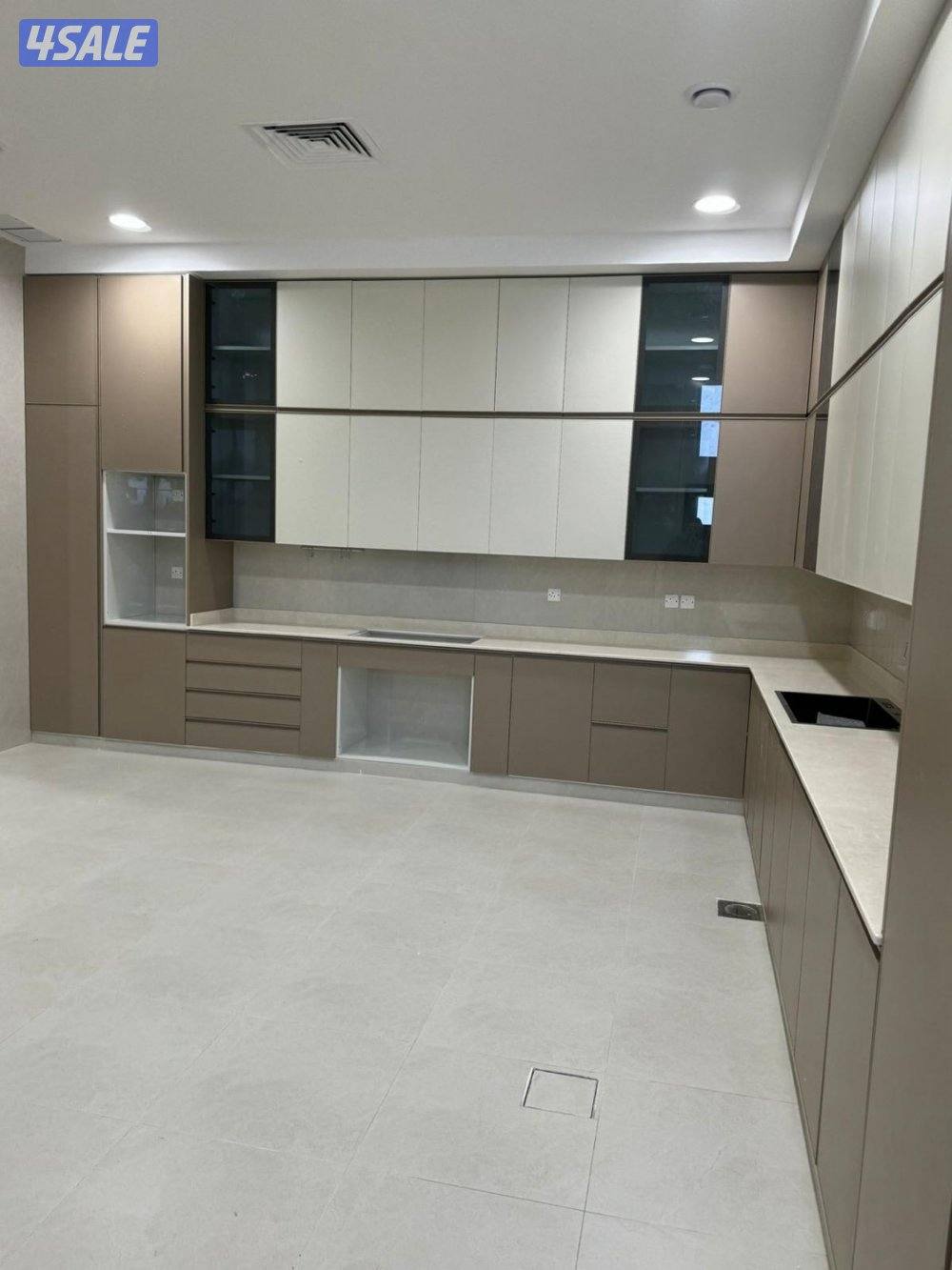 فني مطابخ الالمنيوم والخشب/وأبواب ودرايش الألمنيوم3