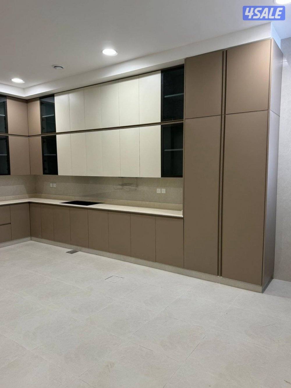 فني مطابخ الالمنيوم والخشب/وأبواب ودرايش الألمنيوم4