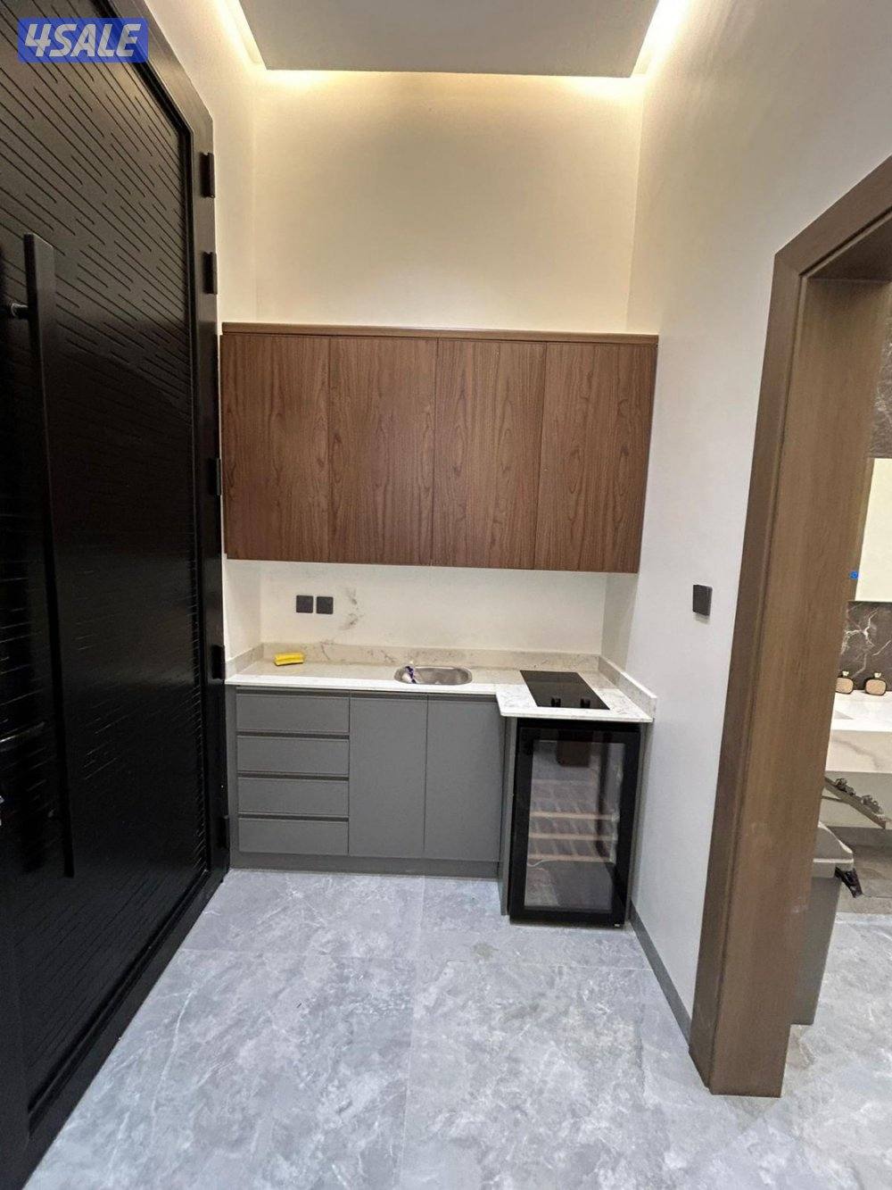 فني مطابخ الالمنيوم والخشب/وأبواب ودرايش الألمنيوم9