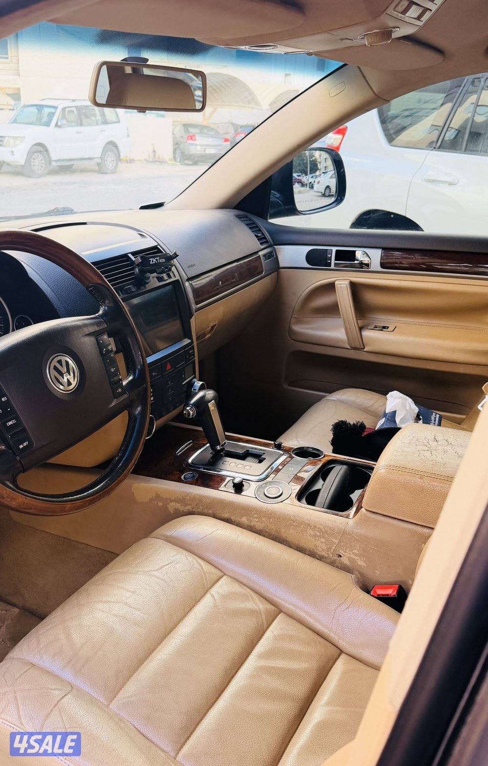 للبيع طوارق ٦سلندر بحالة جيدة ٢١٥ الف4