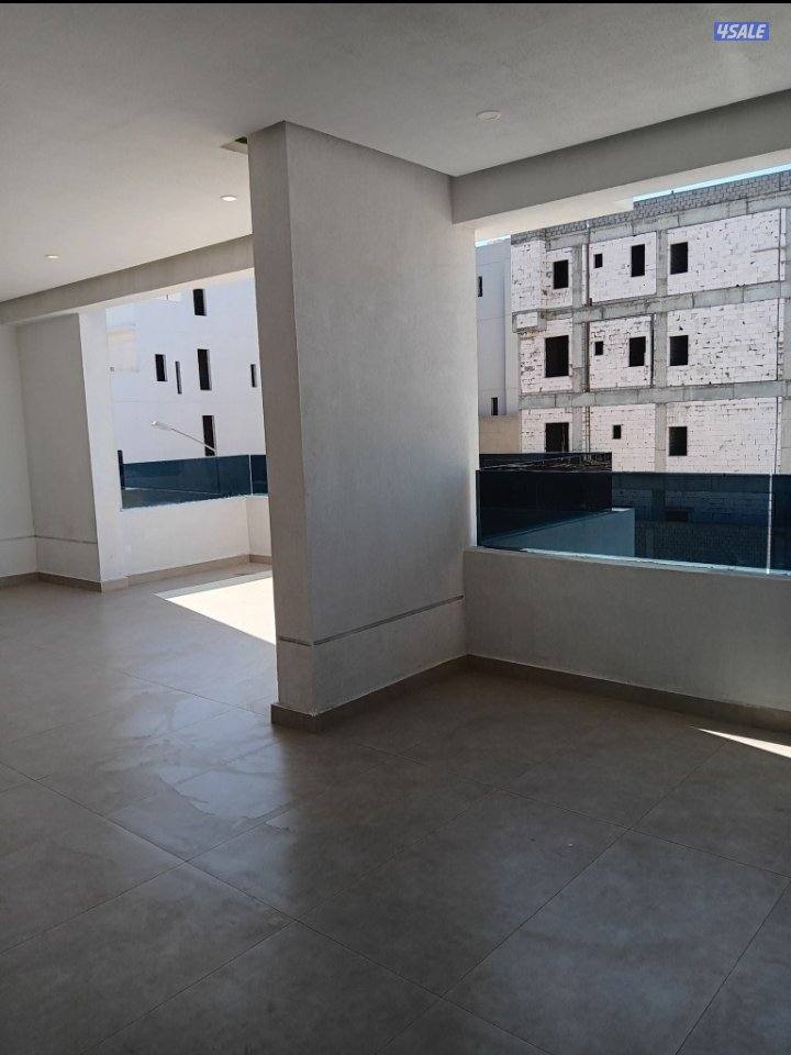 دور اول للايجار5