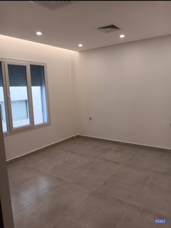 دور اول للايجار8