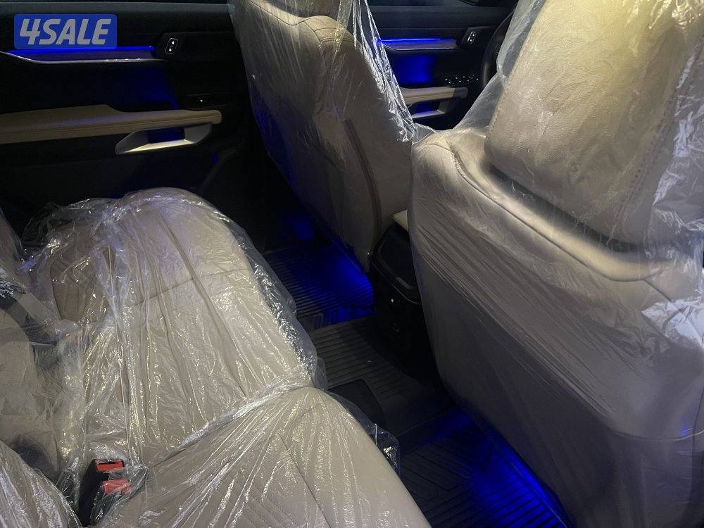 فورد ايفرست 2025 اصفار7