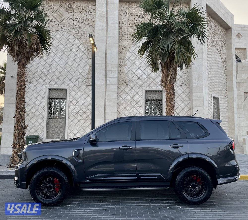 فورد ايفرست 2025 اصفار8