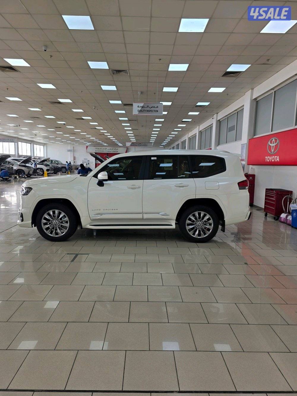 للبيع جيب لاندكروزر توين تيربوا 20262