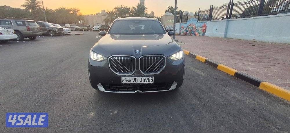 جيب بي أم دبليو X3 - الشكل الجديد - 2025 - أسود - ماشي 12. ألف1