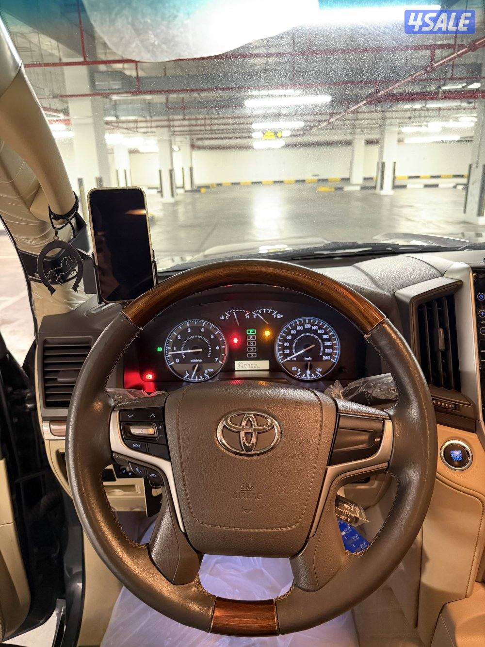 لاندكروزر GXR0