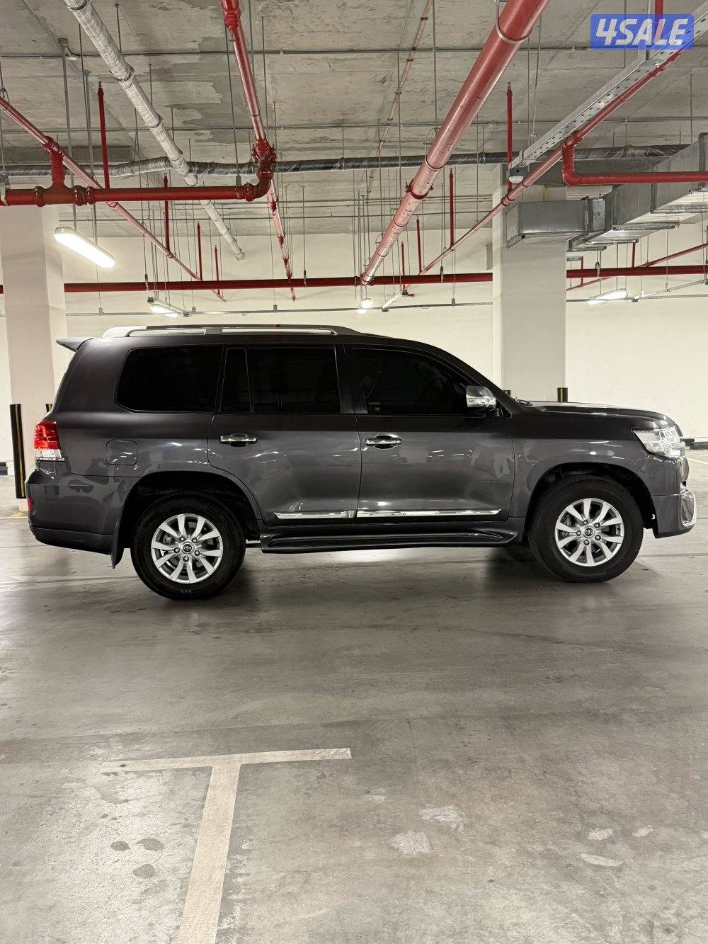 لاندكروزر GXR1