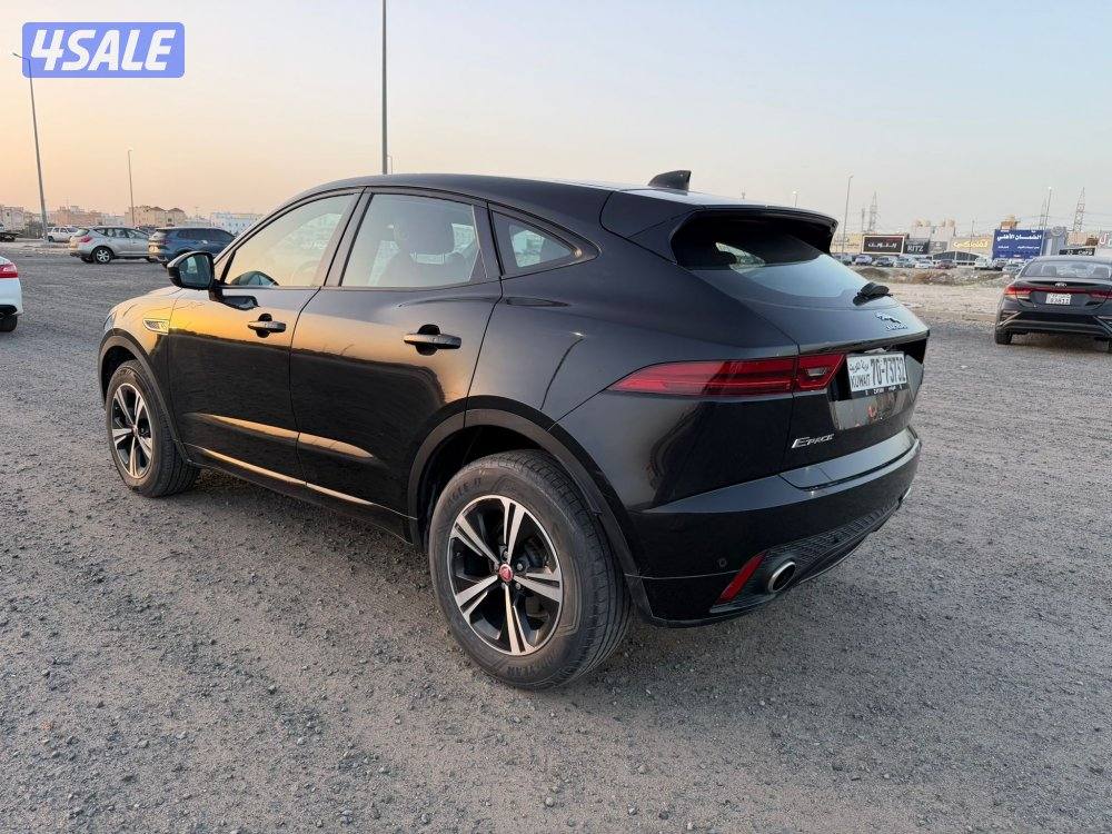 جيب جاكور 2023 عداد 26 فقط2