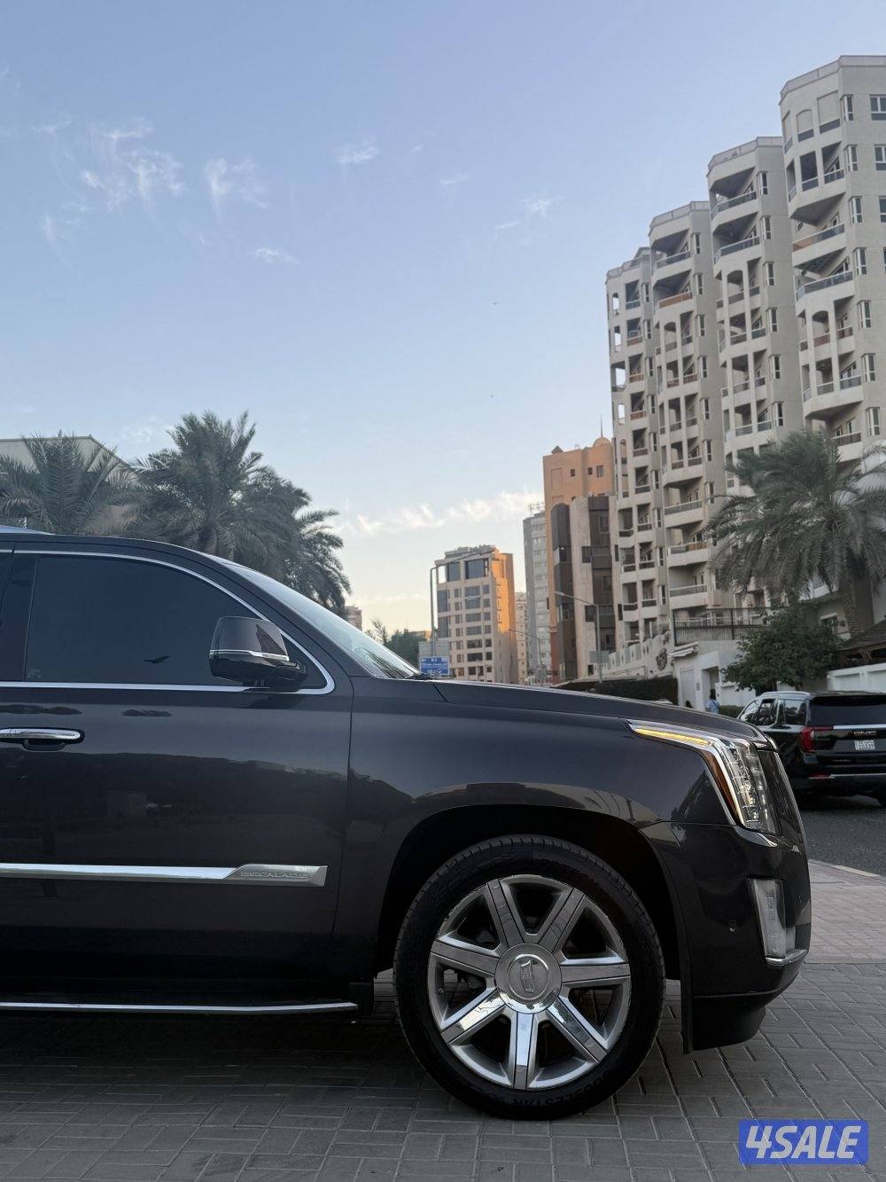 🔺كاديلاك إسكاليد بريميوم 2018 الدرجه الاولى 🔺3