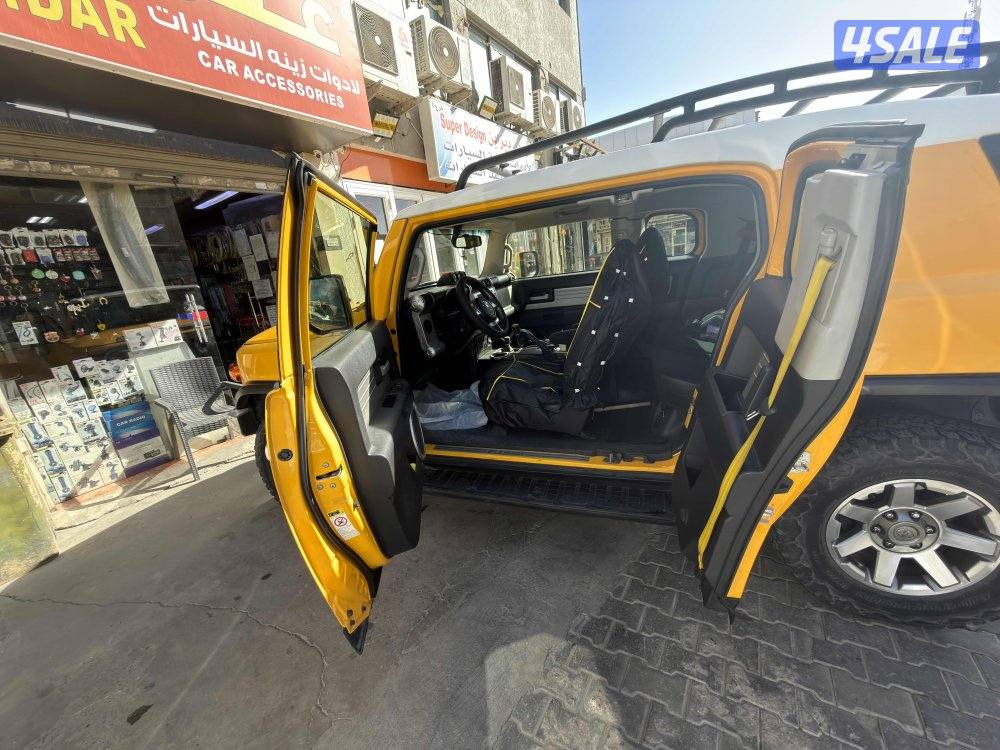 لبيع FJ Cruiser موديل 2015 شرط الفحص جير مكينة شاصي2