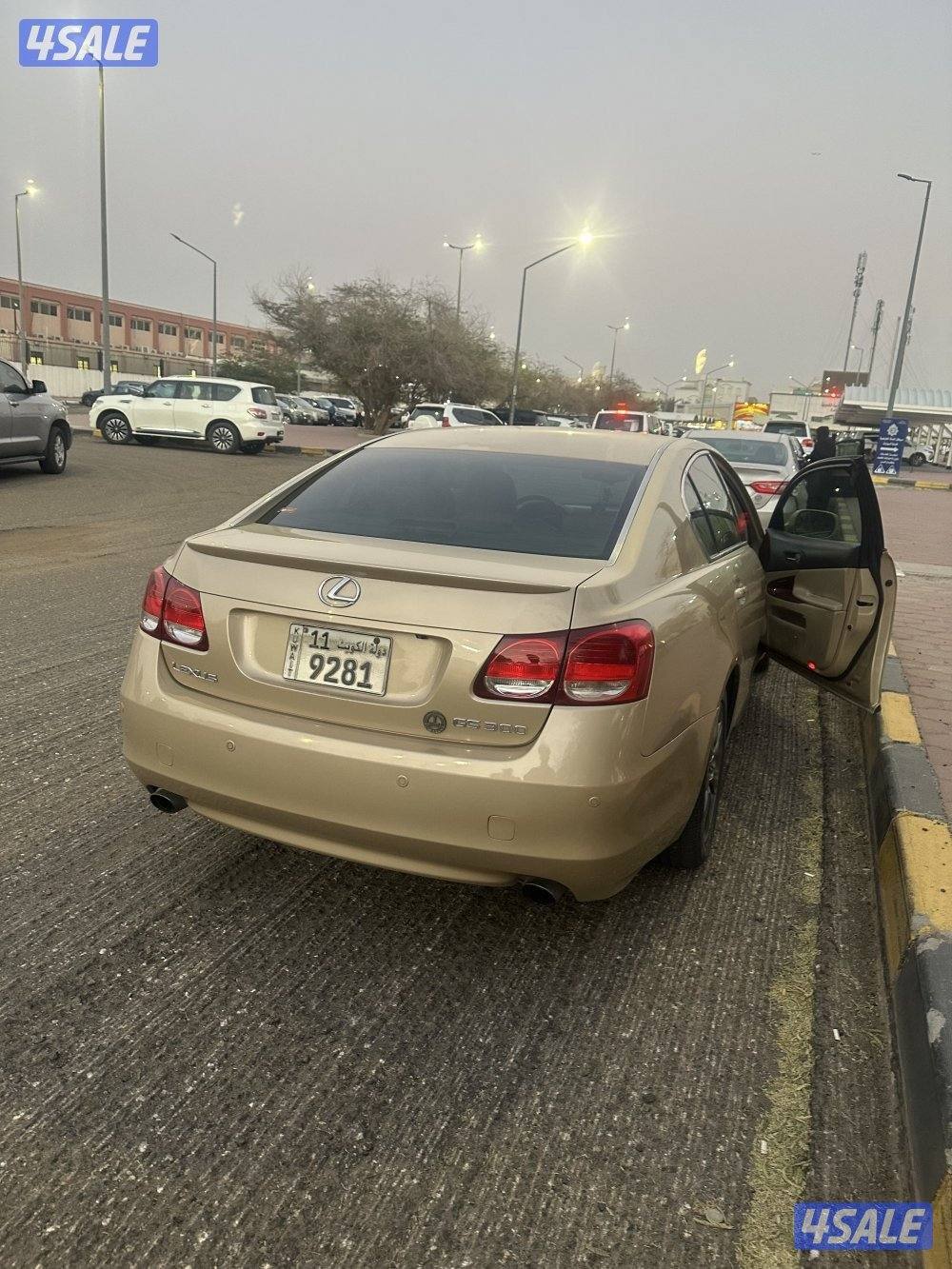 للبيع لكزس جي اس 2008 أمورها طيبه آخر السومه 12002