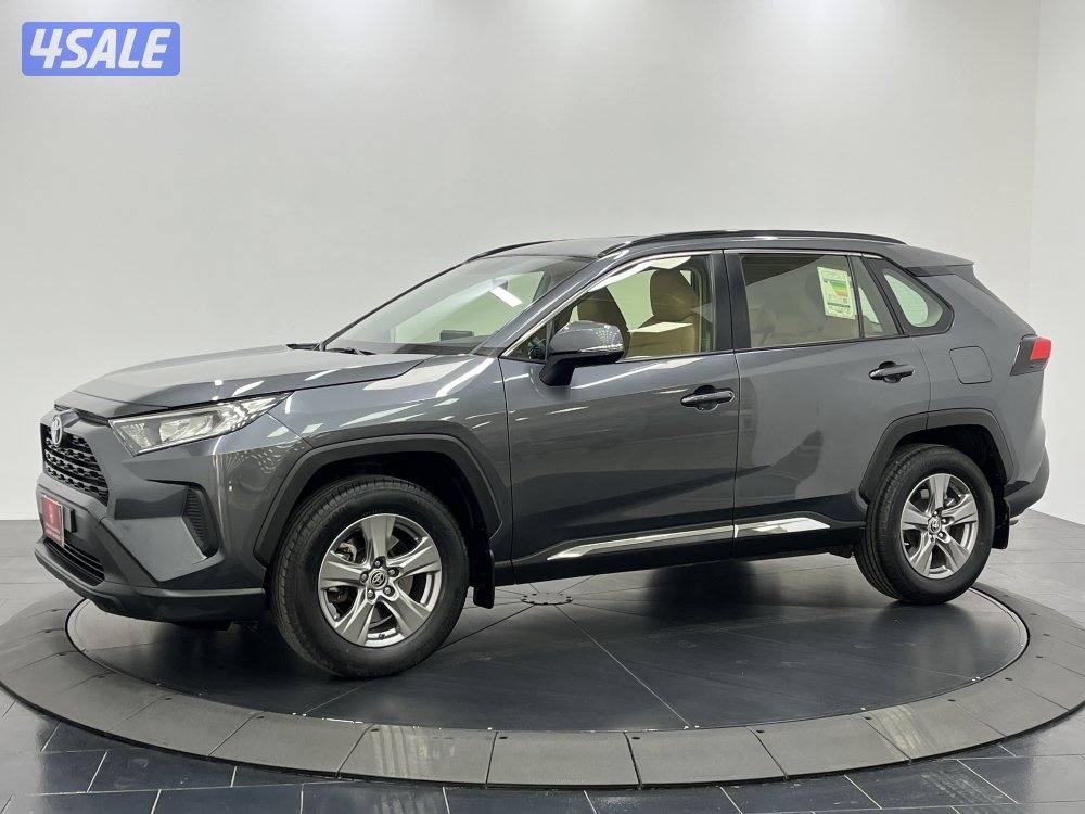 TOYOTA RAV401 4X2 STANDARD OPTION0