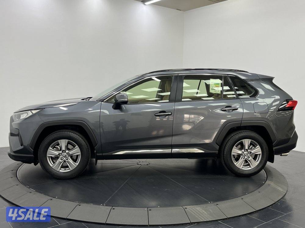 TOYOTA RAV401 4X2 STANDARD OPTION2