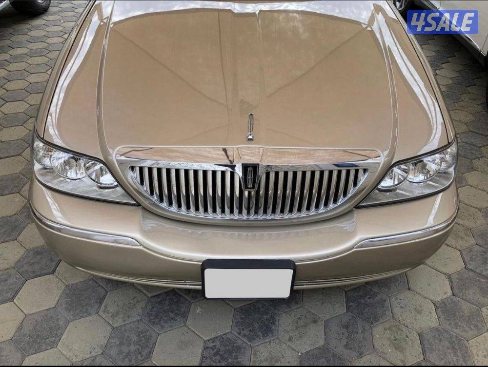 لنكولن تاون كار لارج سيجنتشر 2011 عداد 146 الف كيلو2