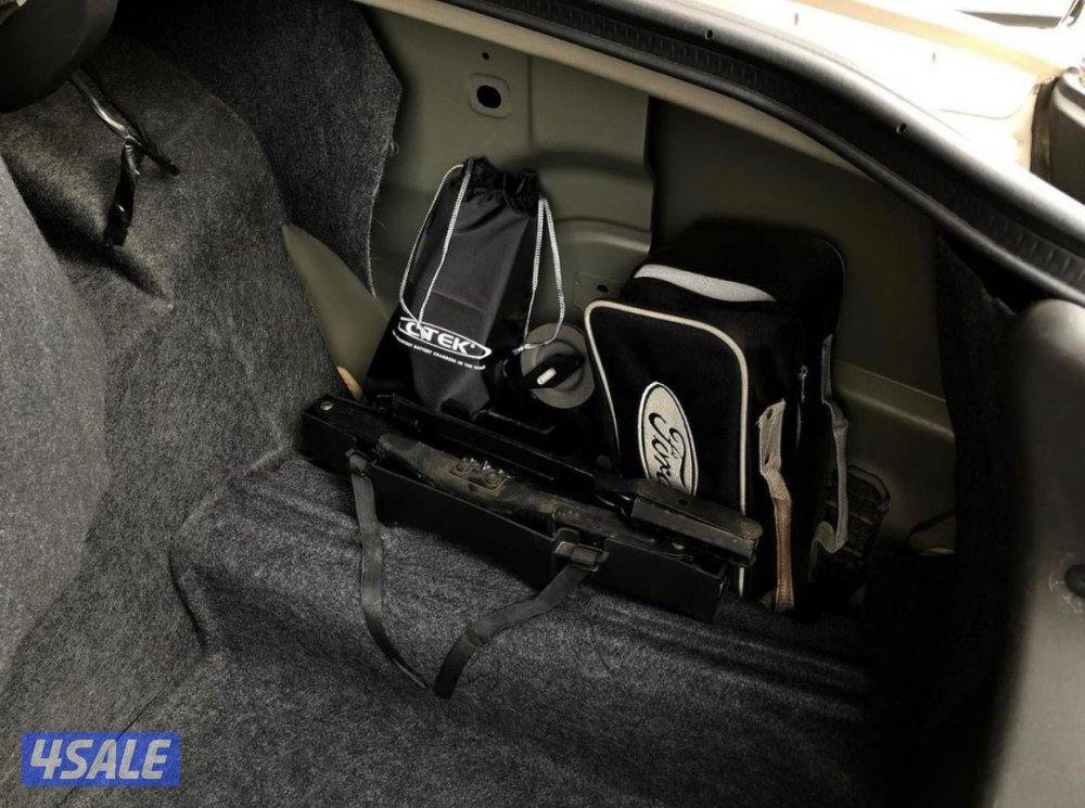 لنكولن تاون كار لارج سيجنتشر 2011 عداد 146 الف كيلو8