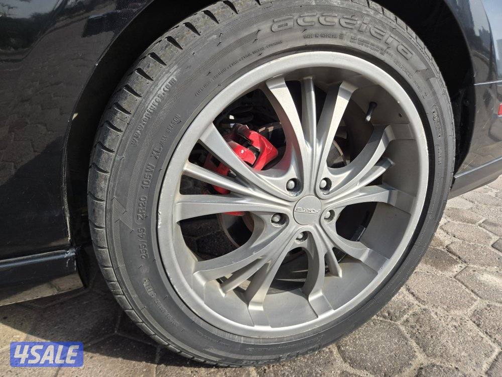 للبيع موستنق،٢٠١٠15