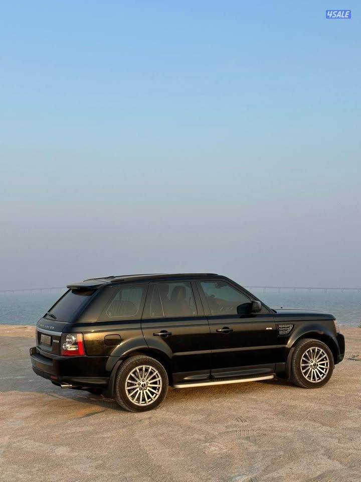 RANGE ROVER SPORT SUPERCHARGED 2013 – PERFORMANCE & PRESTIGE COMBINED1