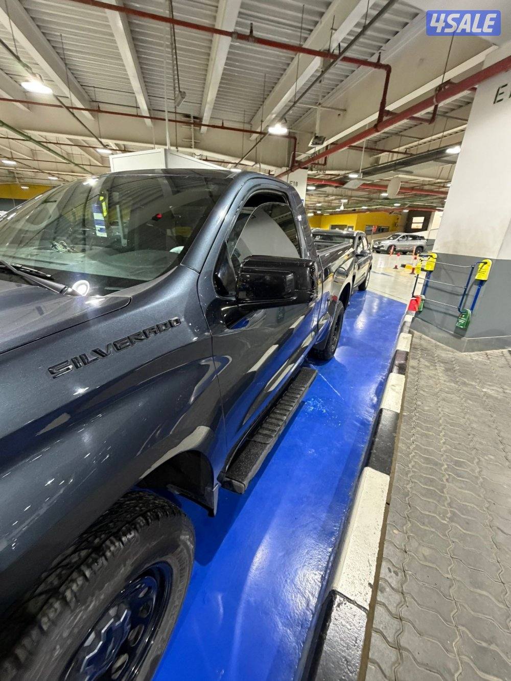 للبيع سلفاردو ls ماشي ١٤٨ الف صبغ الوكاله خالي من الدعمات سيرفس وكاله0