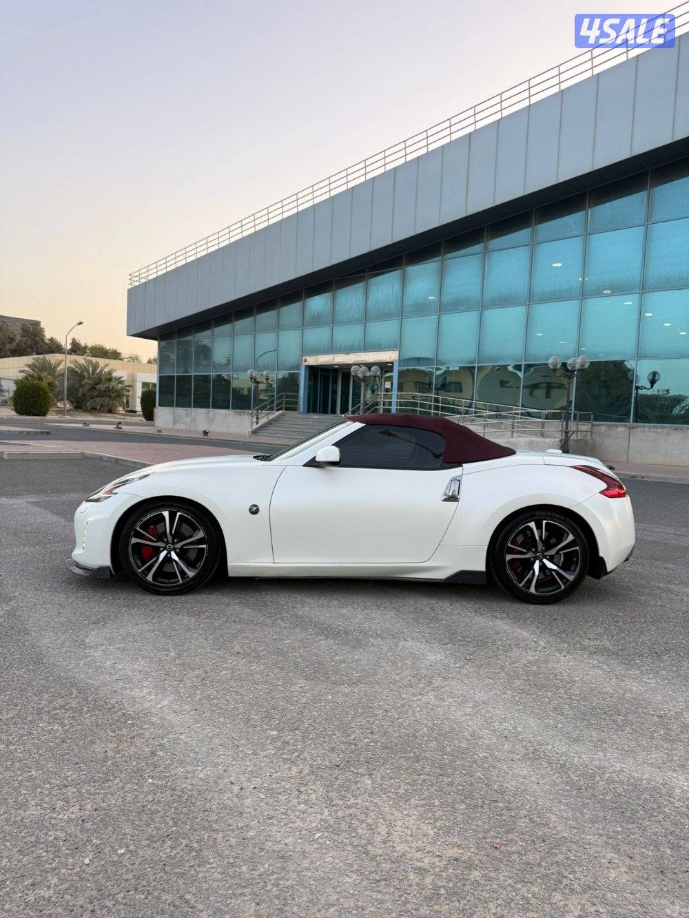 نيسان زد 2018 ماشي 78 الف كشف بحاله الوكاله شرط الفحص الكامل3