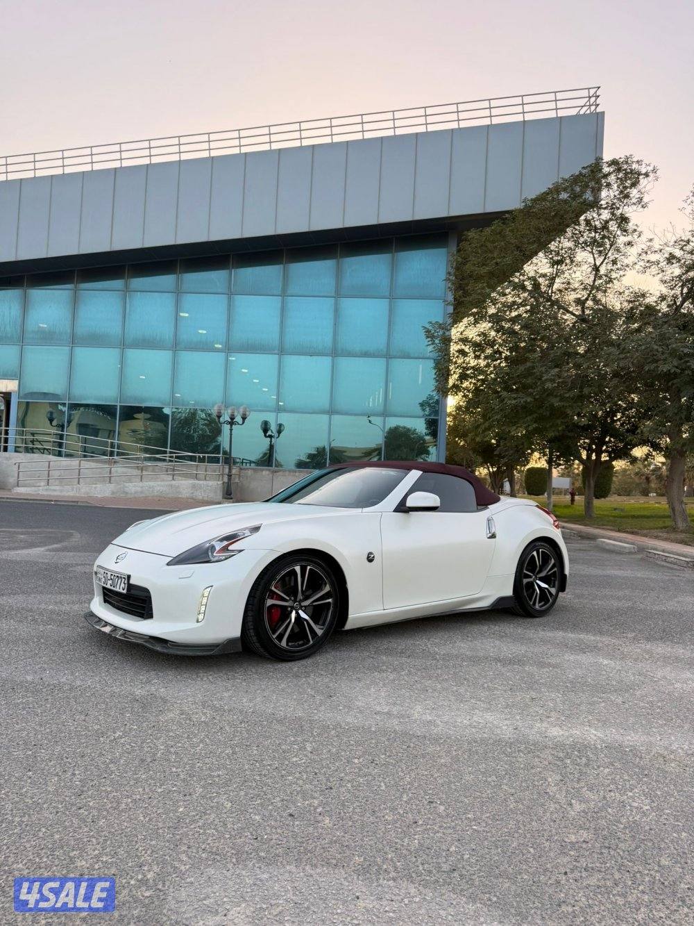 نيسان زد 2018 ماشي 78 الف كشف بحاله الوكاله شرط الفحص الكامل8